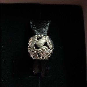 NEW Pandora Starfish and Shells Charm in Pandora gift box.